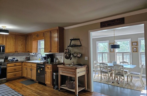 Tate House | Spacious 4 BR house in gated Bent Tree- min from downtown Jasper-Gateway to N GA