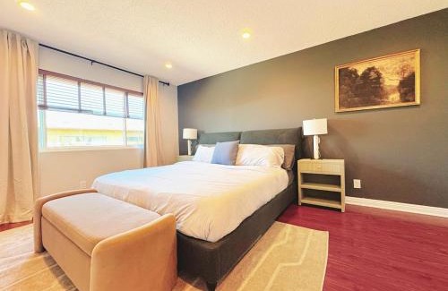 Hacienda Heights House | Spacious 4B2B HOUSE DTLA & Disney Office Gym