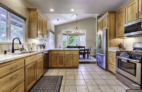 Fetters Hot Springs-Agua Caliente House | Spacious 4BD 3BA with hot tub, fire pit, and wraparound deck