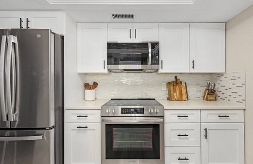 Sarasota House | Spacious 4BR Bungalow in Sarasota w/POOL