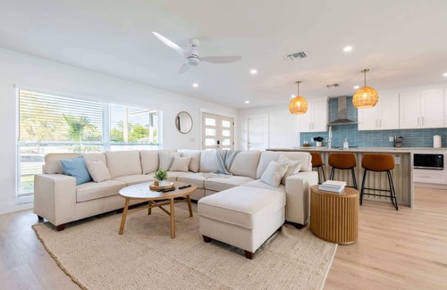 West Bradenton House | Spacious 4BR Oasis w/Pool Near Anna Maria Island