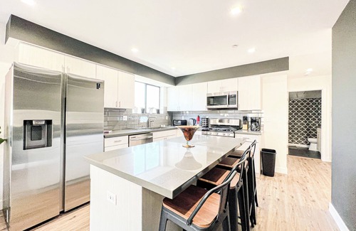View Park-Windsor Hills House | Spacious 4BR Retreat in the Heart of Vibrant K-Town – OAK1 - VP