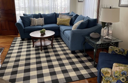 Fair Haven House | Spacious 5 bdrm Retreat Steps to Lake Ontario & Fair Haven State Park Sleeps 10!