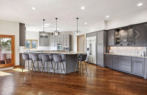 Eden Prairie House | Spacious 5-bed home in convenient Eden Prairie location with incredible views!