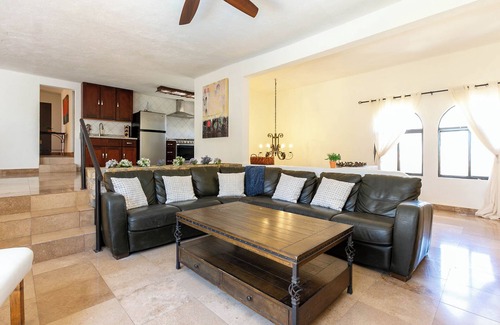 Cabo Bello House | Spacious 5-Bedroom Oasis with Private Pool, Jacuzzi & Beach Access