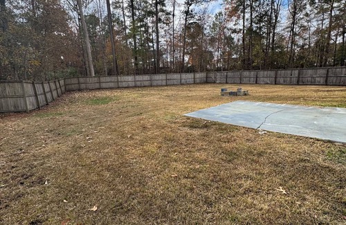 Moncks Corner House | Spacious 5-bedroom house in fabulous Moncks Corner w pool table game room & WiFi