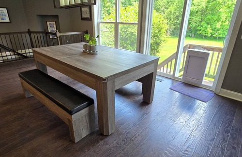 Powell House | Spacious 5-bedroom Energy Neutral Retreat on the Olentangy River