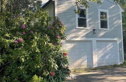 Cummaquid House | Spacious 5-bedroom house with WiFi and AC in marvelous Barnstable