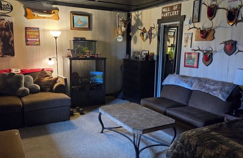 Bellefonte House | Spacious 5-bedroom house in delightful Bellefonte with AC, WiFi