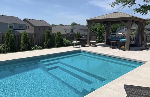 Buechel House | Spacious 5-bedroom house with pool! Sleeps 11