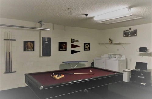 Indian Point House | Spacious 5-bedroom house in lovely Kissimmee with AC, WiFi
