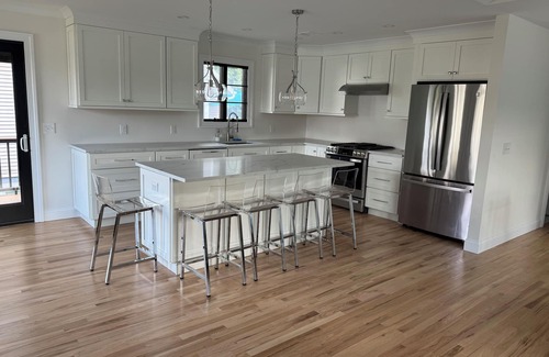 Manasquan House | Spacious 5-bedroom house with WiFi, AC in charming Manasquan