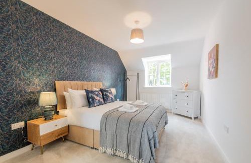Newark upon Trent House | Spacious 5-Bedroom House in Nottingham
