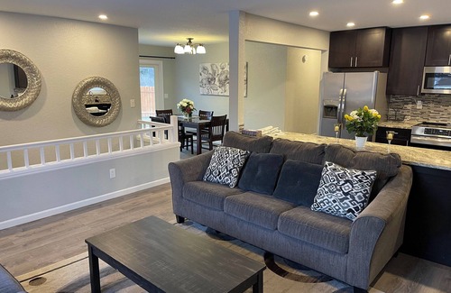 Greeley House | Spacious 5-bedroom house in marvelous Greeley with AC, WiFi