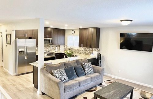 Greeley House | Spacious 5-bedroom house in marvelous Greeley with AC, WiFi