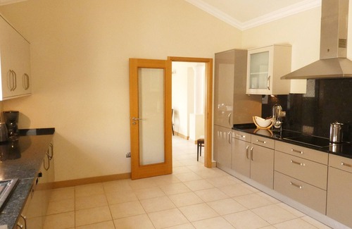 Porto de Mos House | SPACIOUS 5 BEDROOM SEA VIEW VILLA GIRASSOL