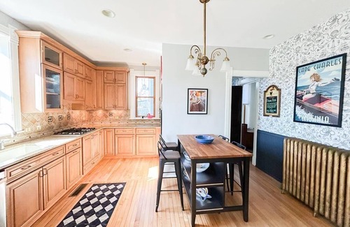 Cape Charles House | Spacious 5-bedroom 3.5 bath house in Cape Charles Historic District-PET FRIENDLY
