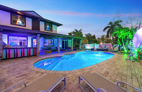 North Bay Village Villa | Spacious 5-bedroom villa in beautiful Miami Beach with WiFi, AC