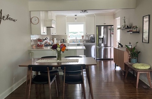 Edina House | Spacious 5-bedroom house in lovely Minneapolis/Edina border