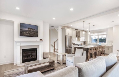 Ship Bottom House | Spacious 5-bedroom house with in ground pool/hot tub in fabulous Ship Bottom