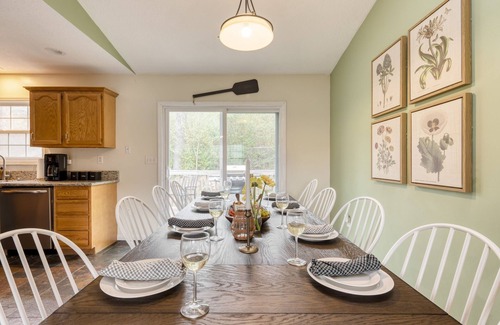 Weaverville House | Spacious 5-bedroom house w Mountain Views!