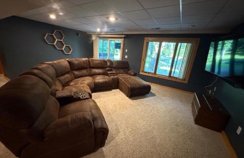 Douglas County House | Spacious 5BR Getaway, Hot Tub, Cozy Vibes