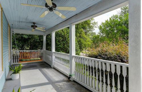 Columbia House | Spacious 5BR - Pet Friendly