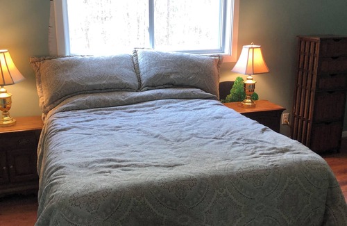 Moravian Falls Cabin | Spacious 6-bedroom lodge in peaceful Moravian Falls with WiFi, AC