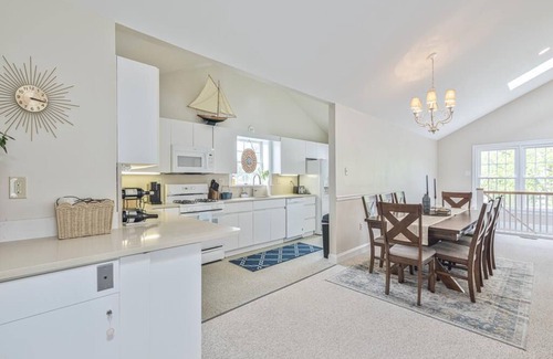 West Cape May House | Spacious 6-Bedroom Home near Cape May Beaches