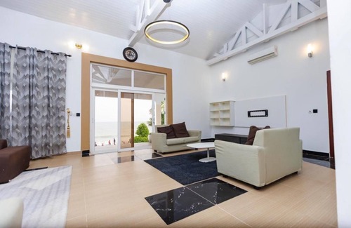 Victoria Borg House | Spacious 6-bedroom Beach house with pool at unique location