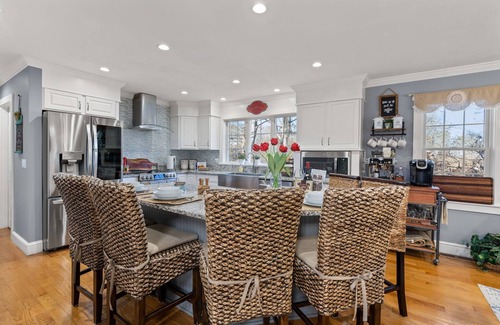 Barnstable House | Spacious 6-bedroom house in delightful Cape Cod with Saltwater pool & firepit