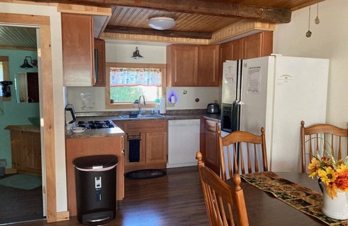 Enosburg Falls House | Spacious 6-bedroom house with WiFi and AC in Enchanting Enosburg