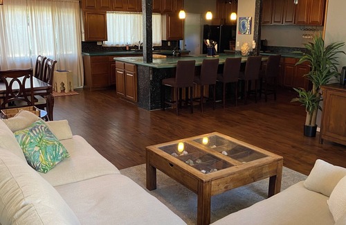 Waianae House | Spacious 6-bedroom house with AC in beautiful Waianae