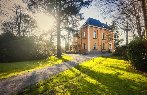 Overijse Villa | Spacious 6-bedroom villa with WiFi and fitness room in charming Overijse