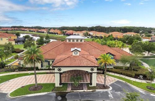 Bellavida House | Spacious 7-Bedroom Home at Bella Vida Resort with Conservation View