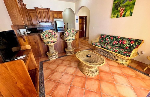 San Pedro Condo | Spacious 7BR Beach Retreat - Ideal for Events