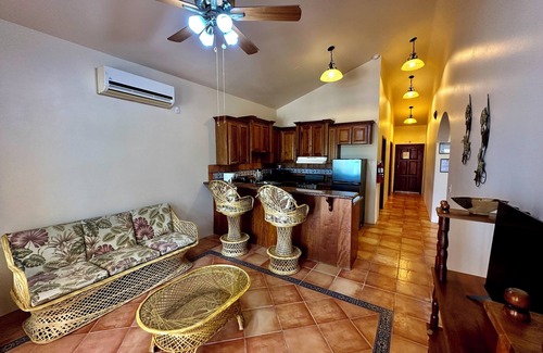 San Pedro Condo | Spacious 7BR Beach Retreat - Ideal for Events