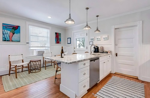 Narragansett Pier House | Spacious 8-bedroom home located in the heart of Narragansett!