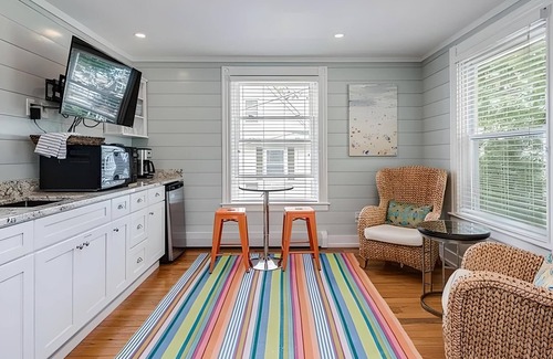 Narragansett Pier House | Spacious 8-bedroom home located in the heart of Narragansett!