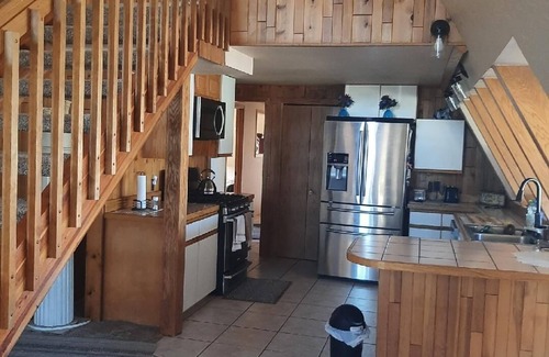 Greeley House | Spacious A frame house, 4 bedrooms, 3 bathrooms. Mountain style home. W/lake