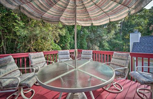 Acworth House | Spacious Acworth Home with Deck about 1 Mi to Lake
