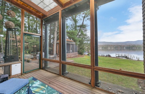 Moultonborough House | Spacious Adirondack sleeps 12 with stunning views of Castle In The Clouds