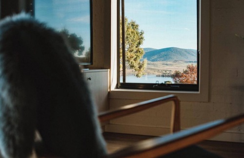 Jindabyne House | Spacious Alpine Escape with mountain & lake views