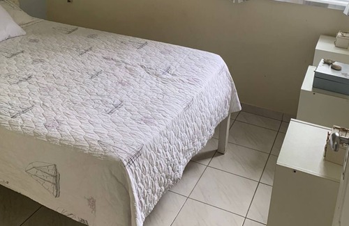 Jardim Centenario Apartment | Spacious and airy apartment 150m from Enseada Guaruja beach