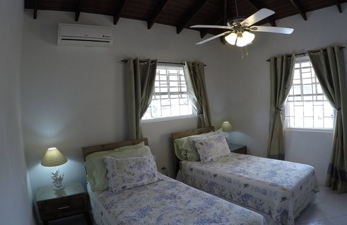 Welches Villa | Spacious and breezy. Just steps to the beach!