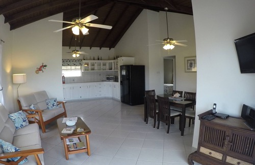 Welches Villa | Spacious and breezy. Just steps to the beach!