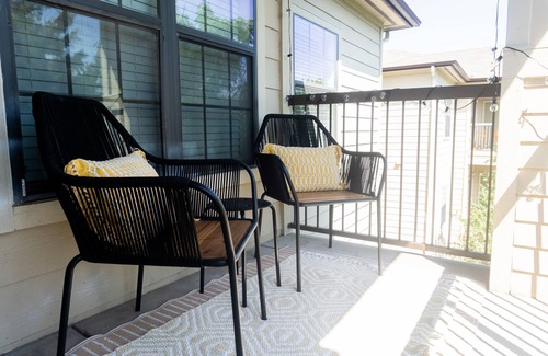 Oak Cliff Apartment | Spacious and centrally located