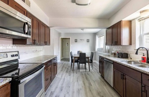 Garland House | Spacious, and centrally Located, 25 minutes from the Center of Downtown Dallas