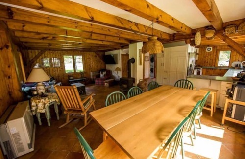 Munsonville Cabin | Spacious and comfortable home on a 250 Acre Private Estate