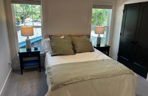 Shannon Park House | Spacious and Comfy CLT Retreat